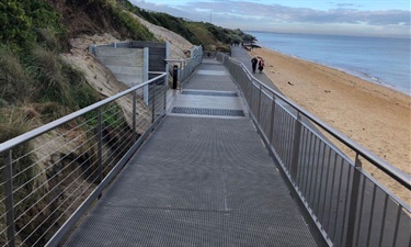 New accessible pedestrian ramp to foreshore.